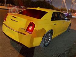 کرایسلەر 300